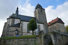 Arbeiten an der neuen Heizungs- und Lüftungsanlage, sowie der Elektronik in St. Crescentius (Foto: Karl-Franz Thiede)